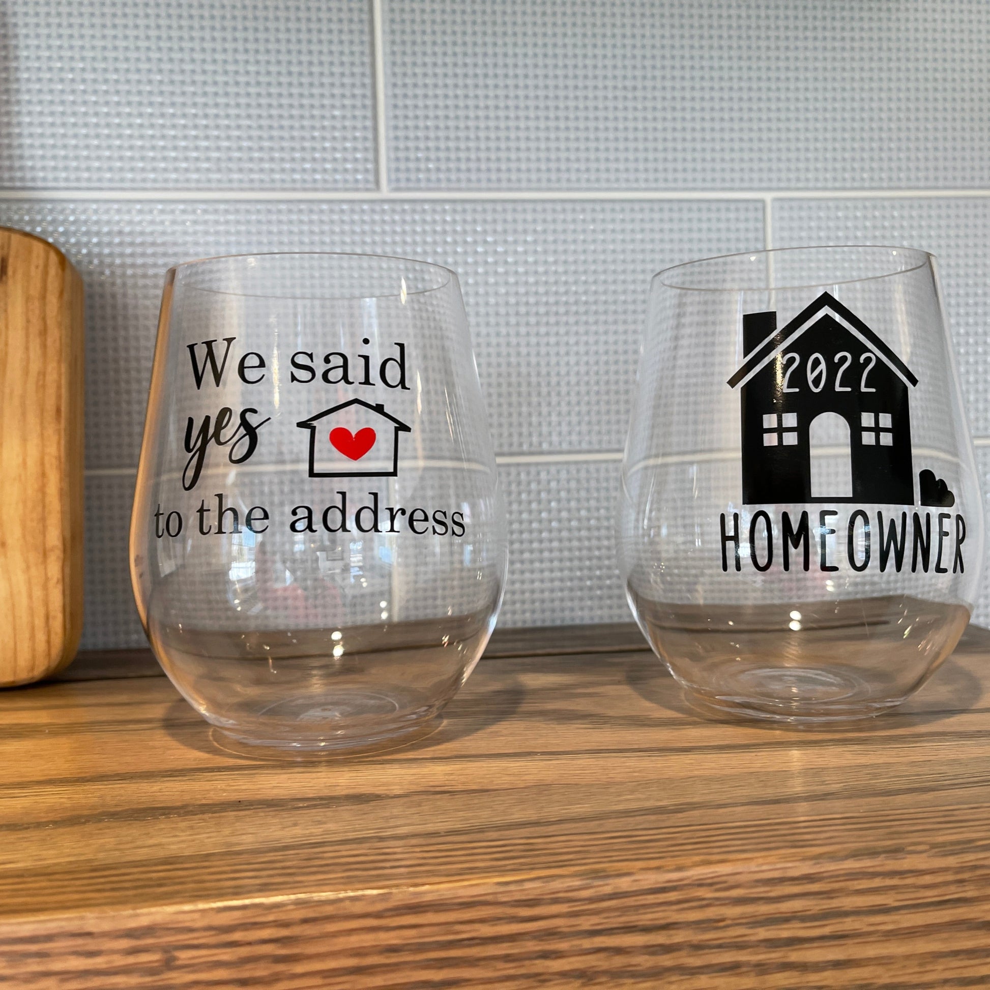 Custom Acrylic Wine Glasses | Personalized Stemless Wine Glass Everything Labeled
